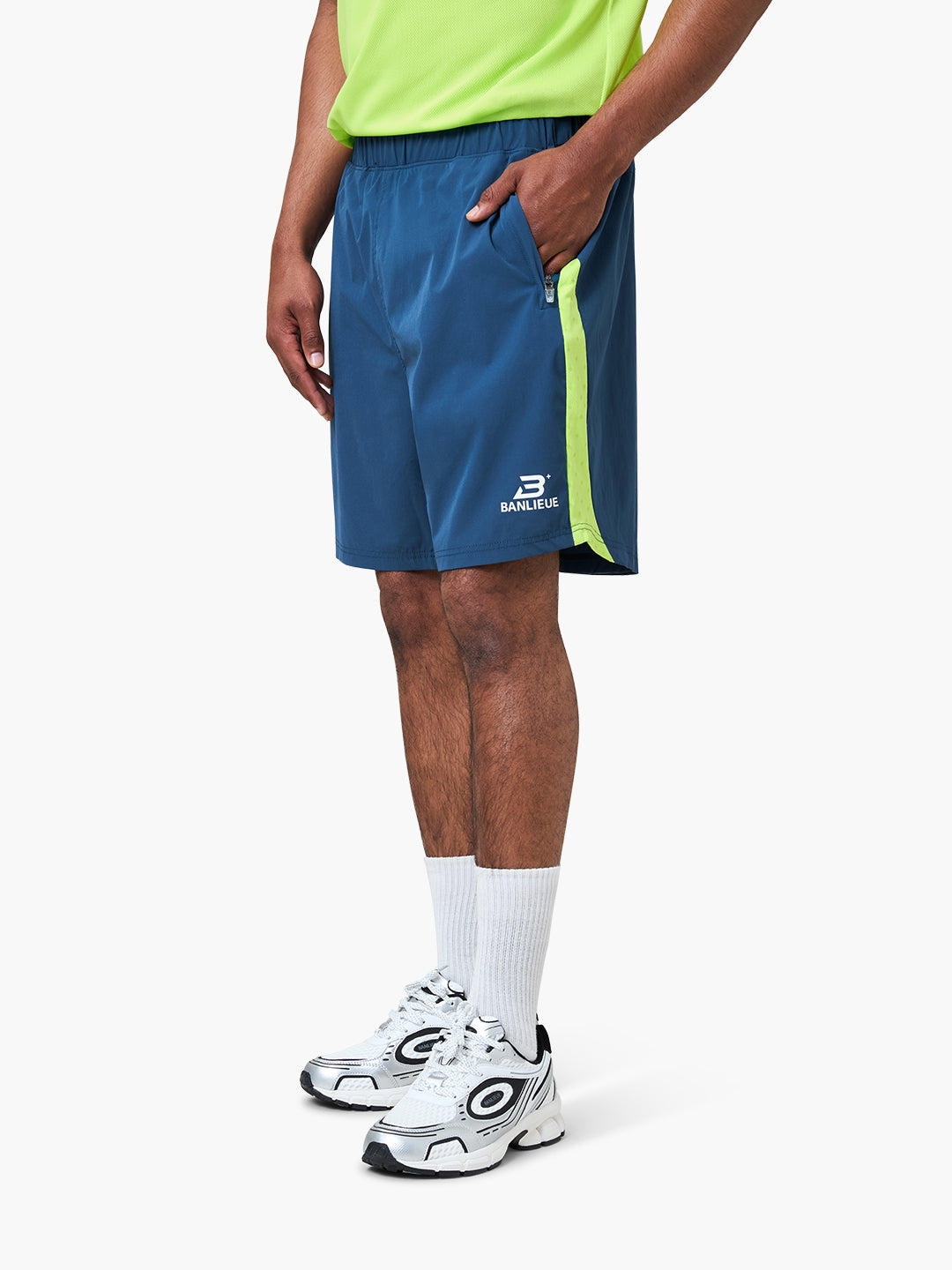 PERFORMANCE SHORTS | SEA MOSS | SEEDING