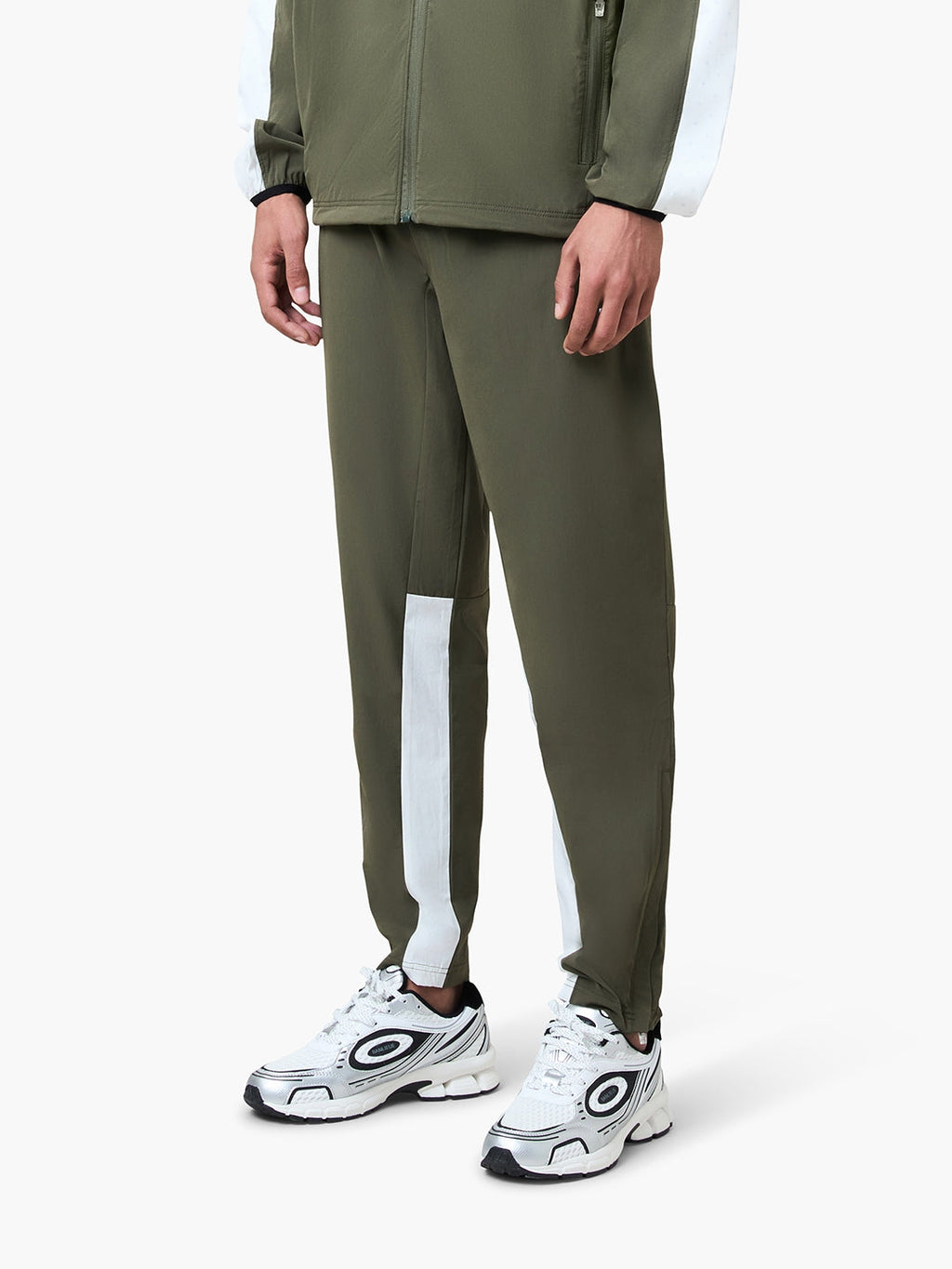 PERFORMANCE TRACKPANTS | OLIVE | SEEDING